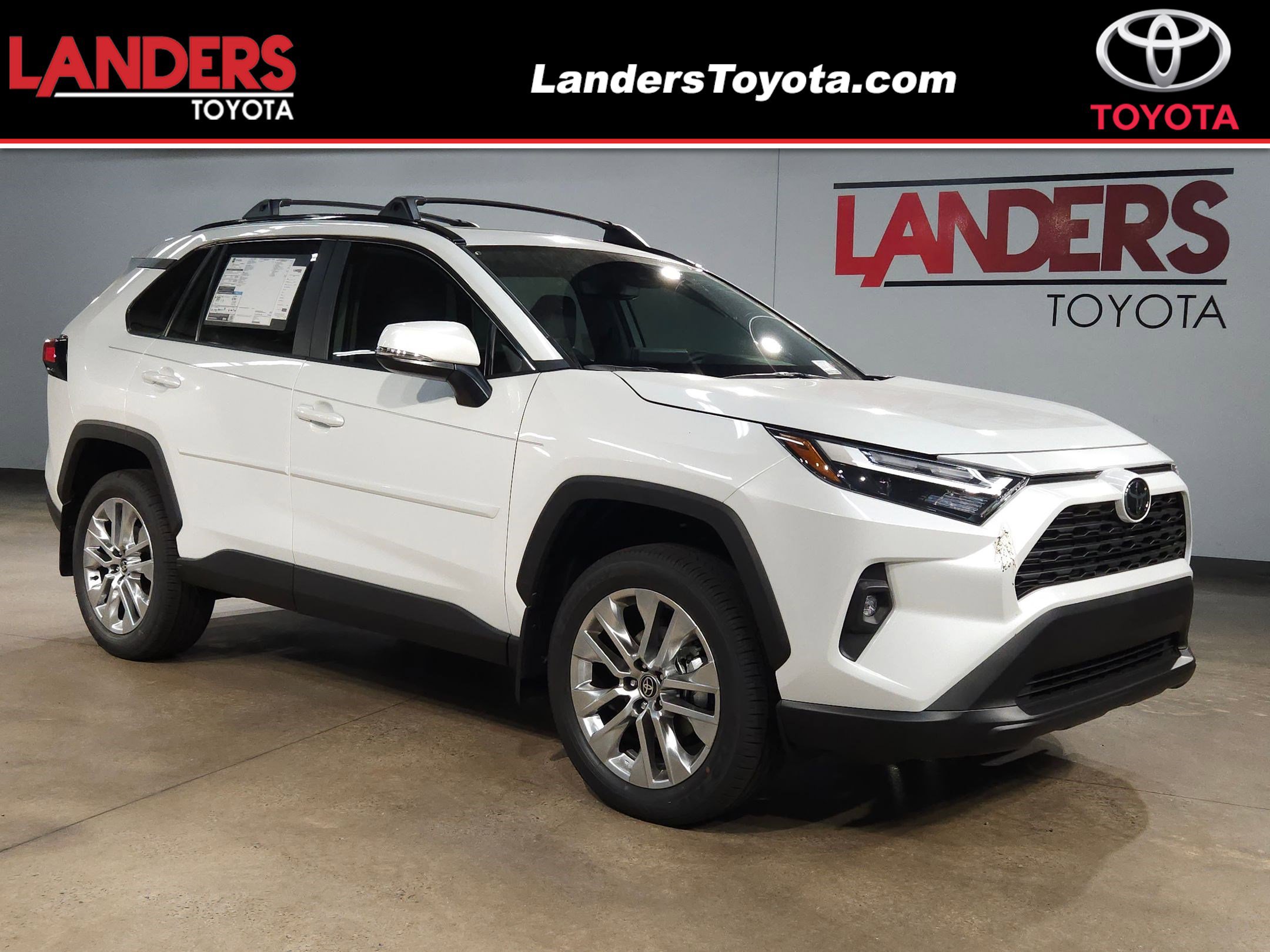 2025 Toyota RAV4 XLE Premium's photo