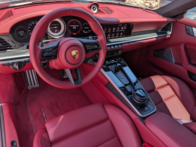 2025 Porsche 911 Turbo S photo 4