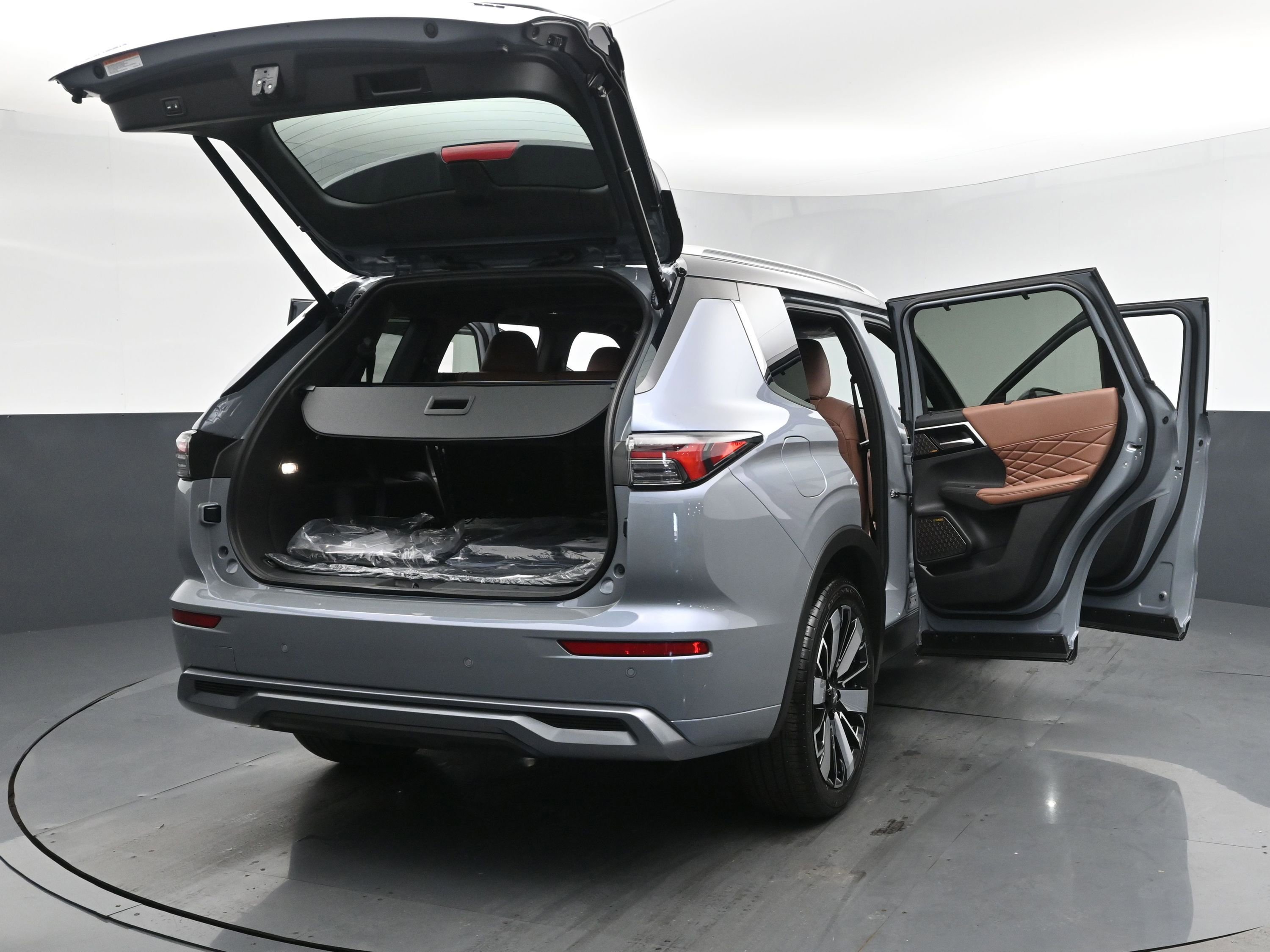 2025 Mitsubishi Outlander SEL photo 27