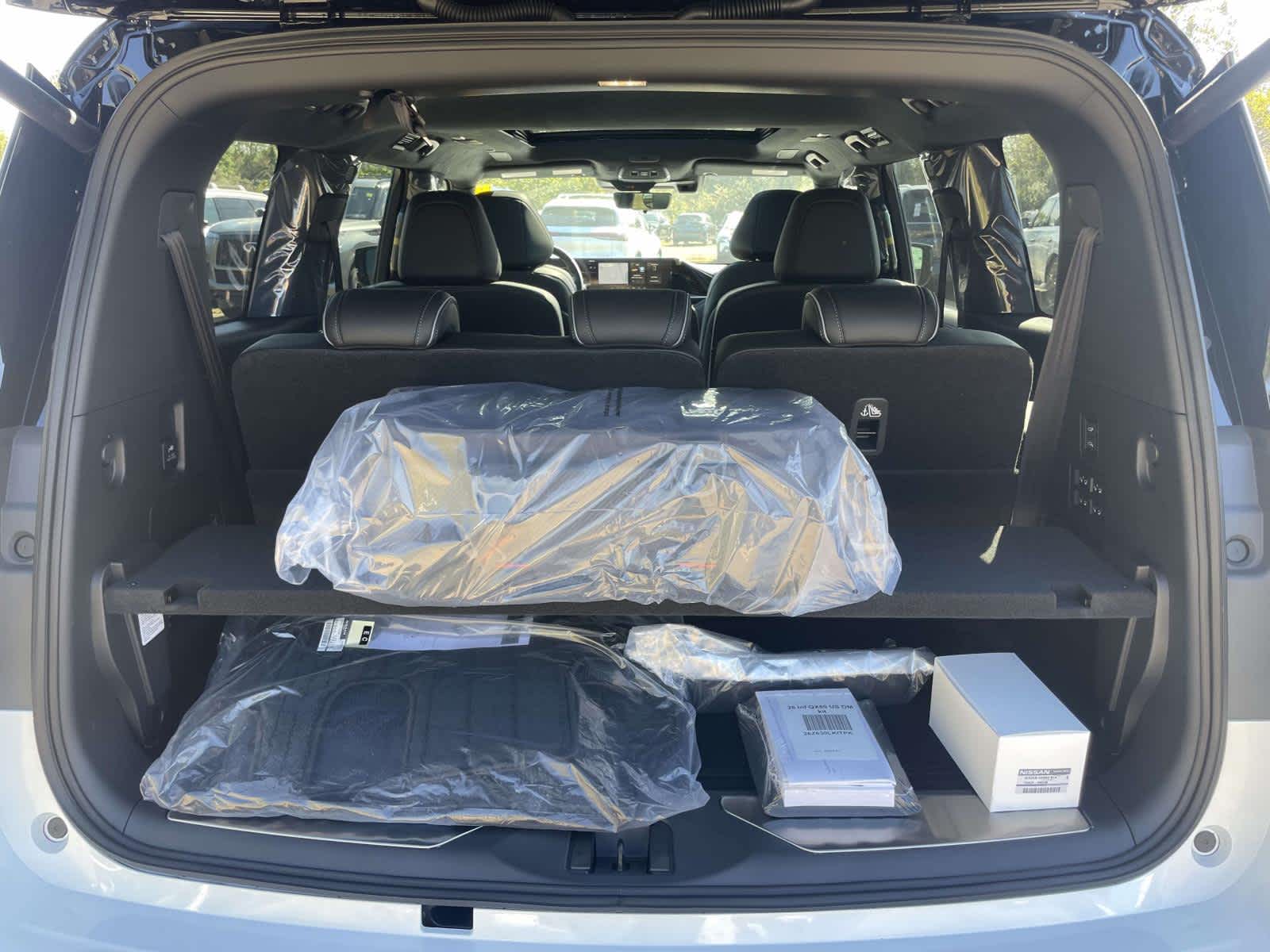 2026 Infiniti QX80 photo 13