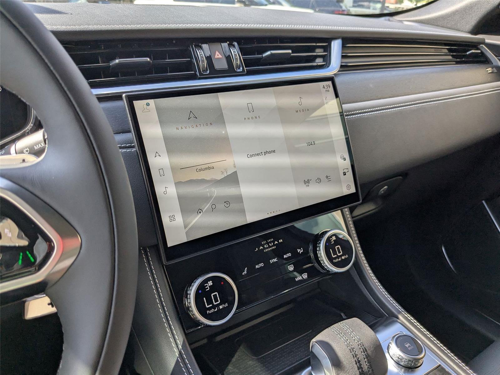 2026 Jaguar F-PACE P250 R-Dynamic S photo 21