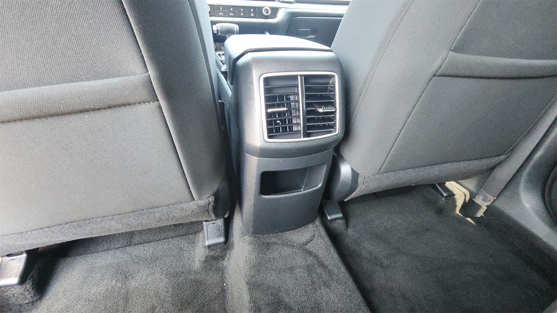 2024 Kia Sportage LX photo 25