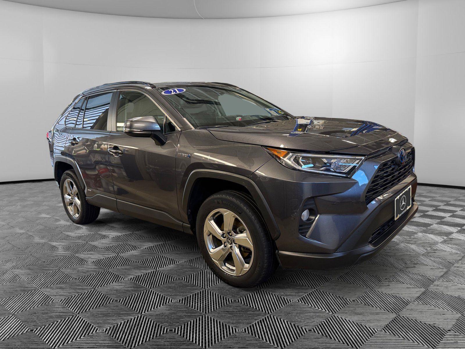 2021 Toyota RAV4 XLE Premium