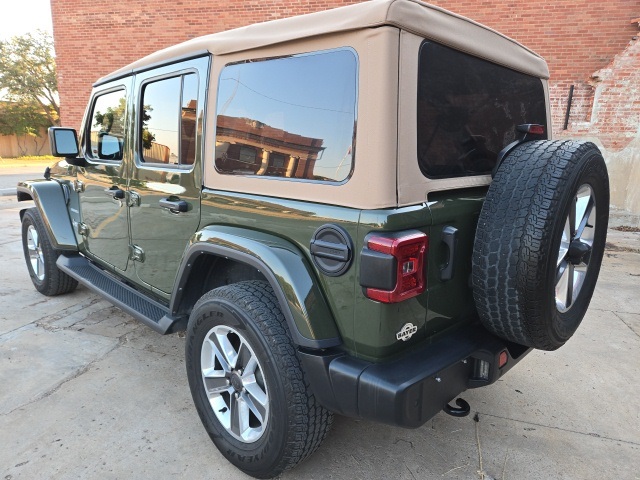 2021 Jeep Wrangler Unlimited Sahara photo 4