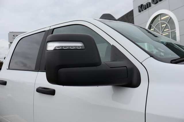 2025 Ram 2500 Big Horn photo 2