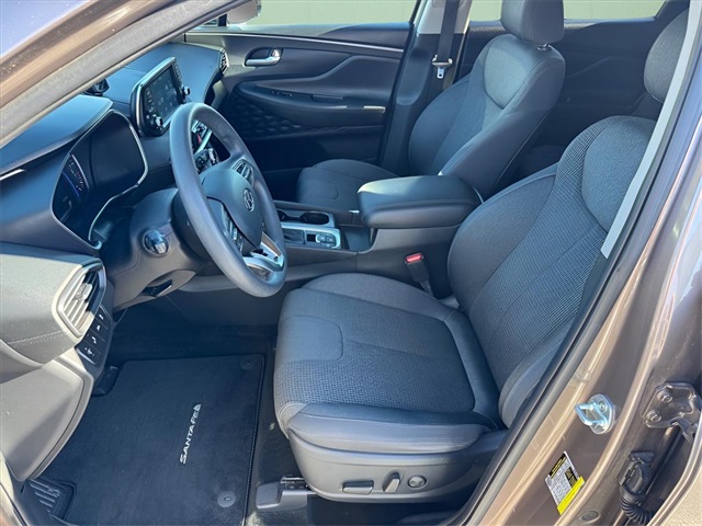 2020 Hyundai Santa Fe SEL photo 4