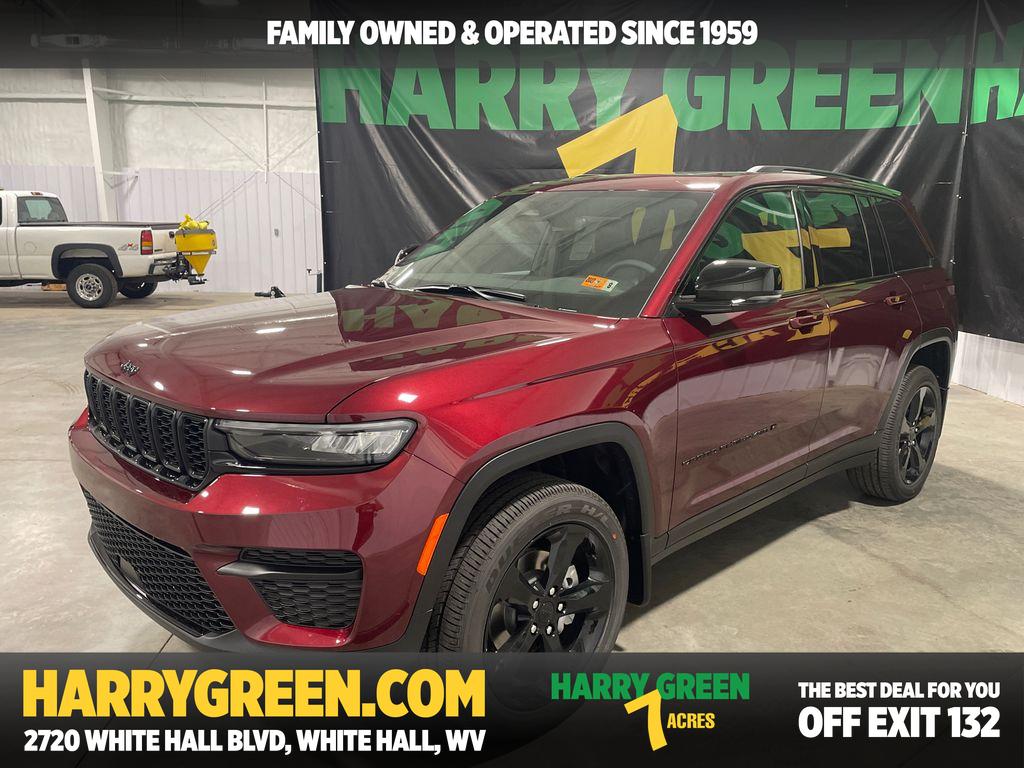 2025 Jeep Grand Cherokee Altitude's photo