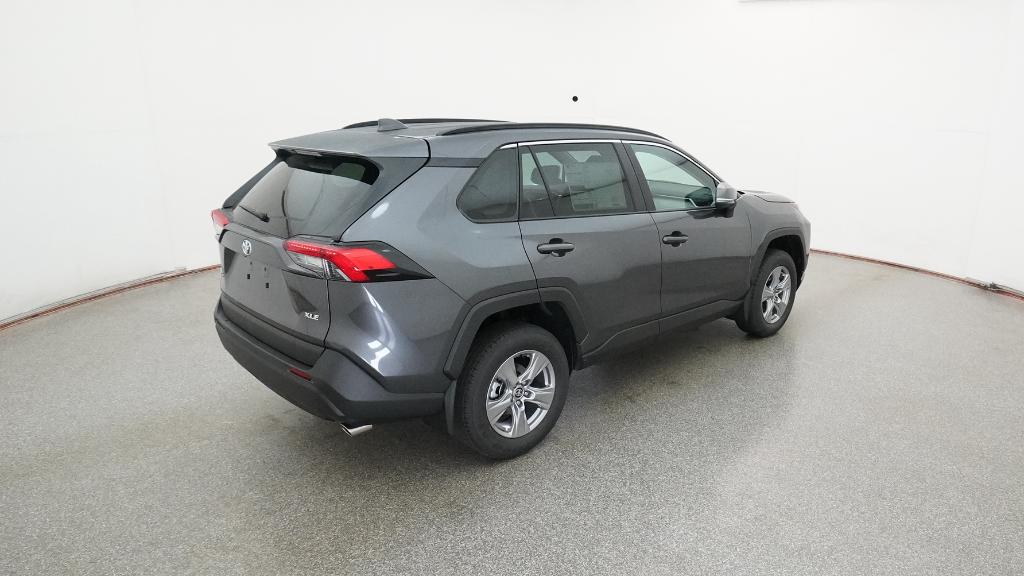 2025 Toyota RAV4 XLE photo 22