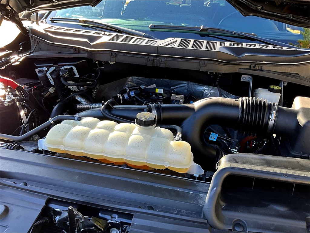 2023 Ford F-150 XLT photo 32