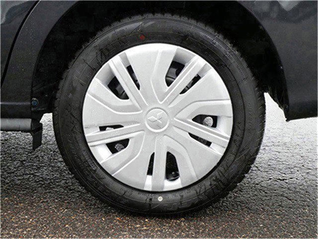 2024 Mitsubishi Mirage G4 ES photo 3
