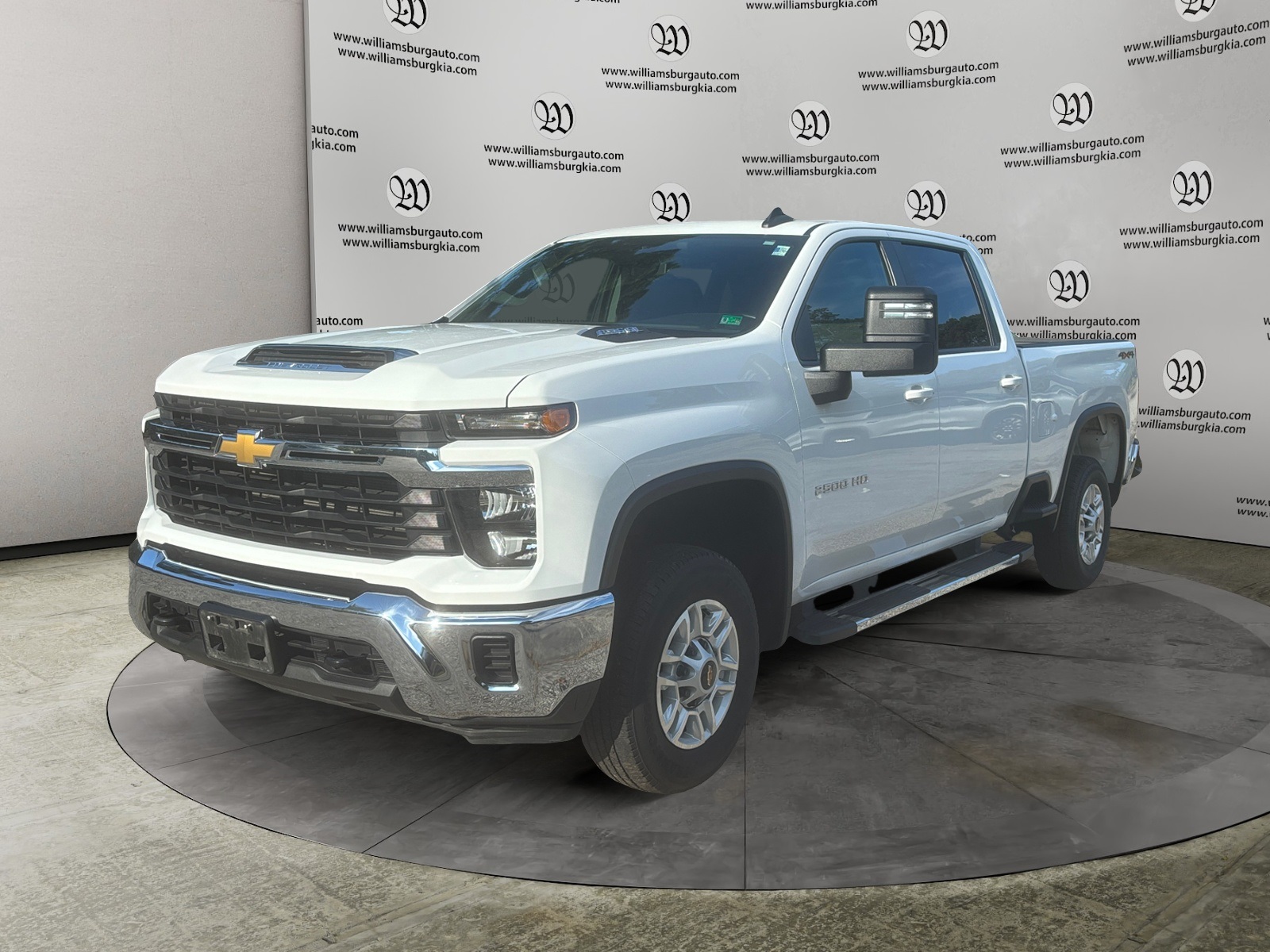 2024 Chevrolet Silverado 2500HD LT's photo