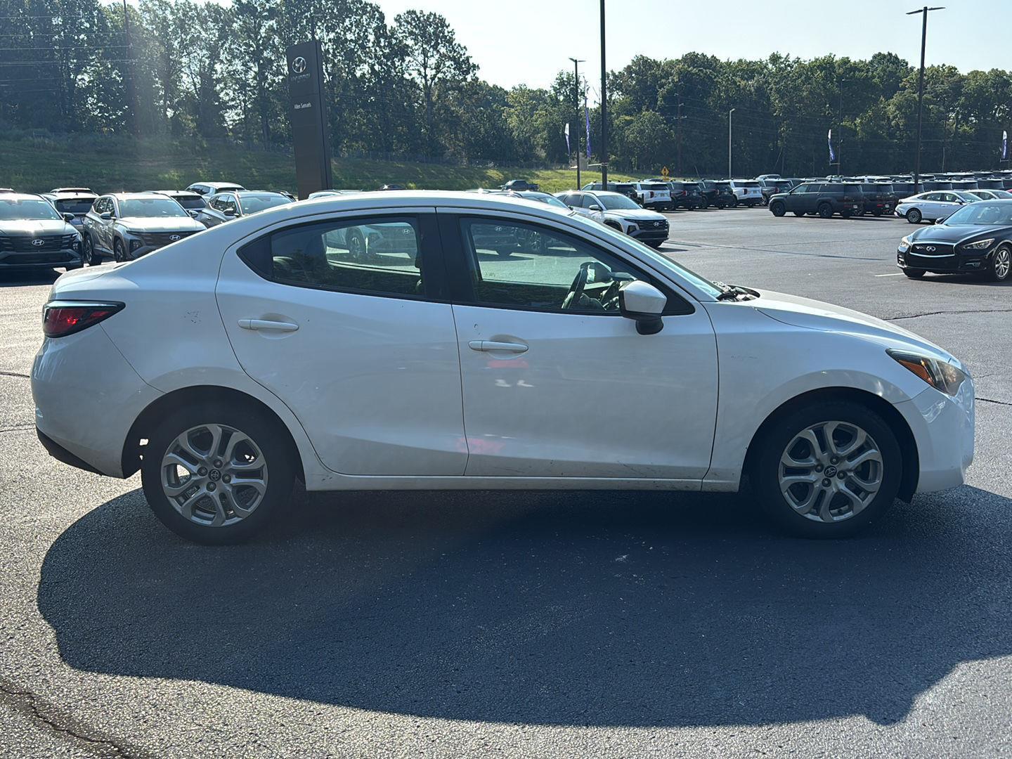 Used 2017 Toyota Yaris iA Base with VIN 3MYDLBYV0HY168552 for sale in Jackson, TN