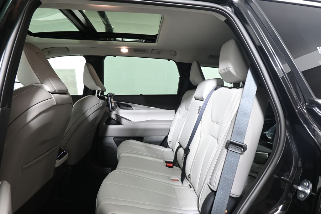 2026 Infiniti QX60 Luxe AWD photo 27