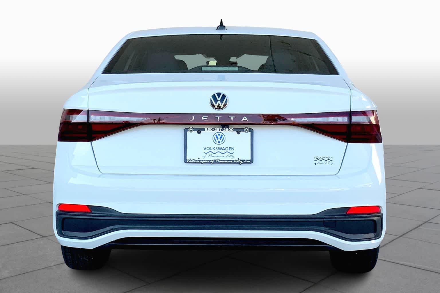 2025 Volkswagen Jetta Sport photo 4