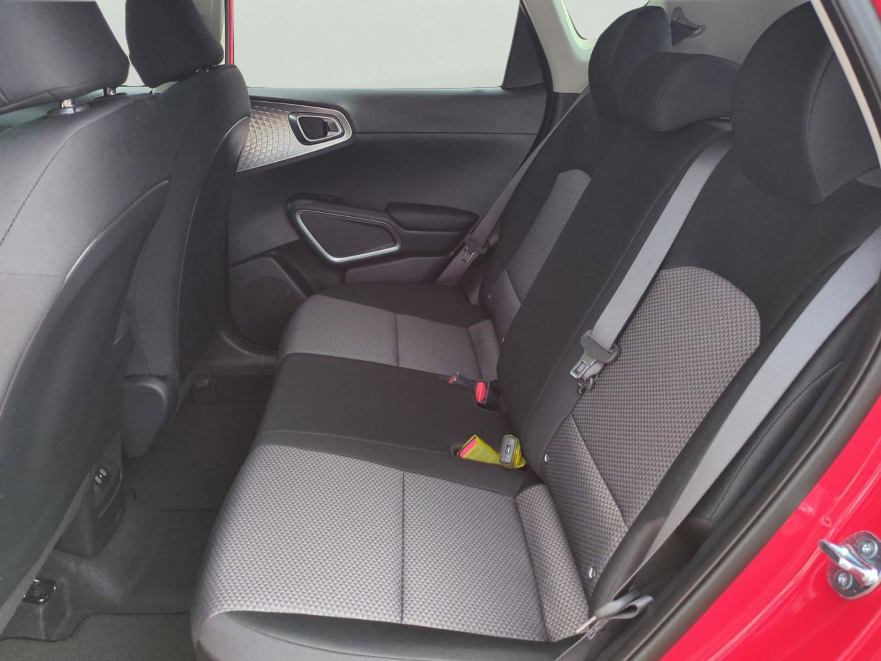 2025 Kia Soul S photo 15