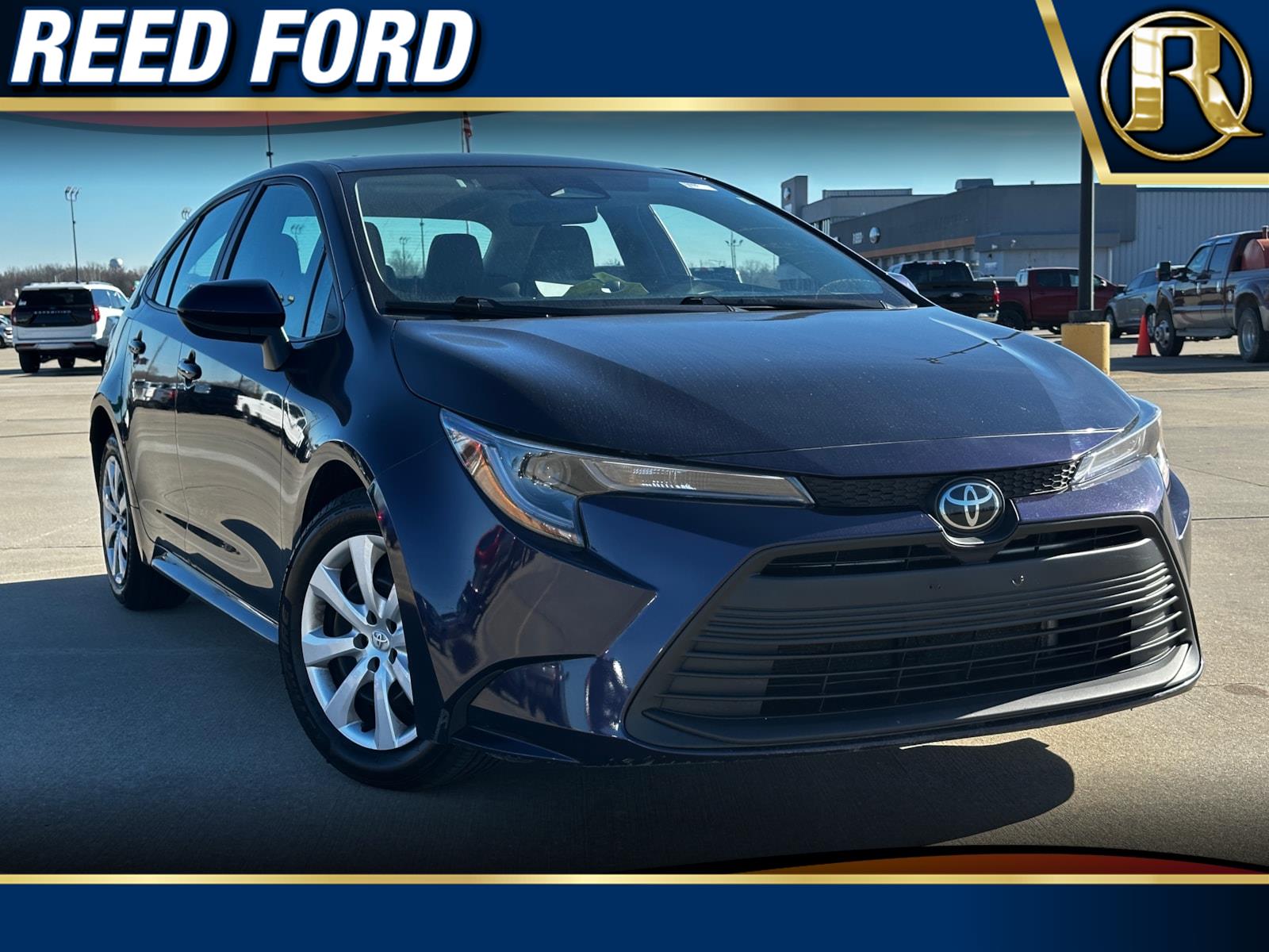 2023 Toyota Corolla LE's photo