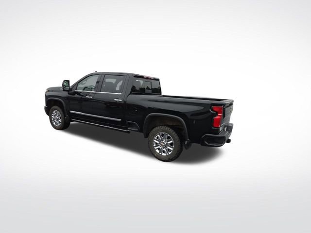 2024 Chevrolet Silverado 3500HD High Country photo 3