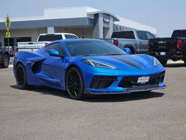 2025 Chevrolet Corvette Stingray 1LT photo 2