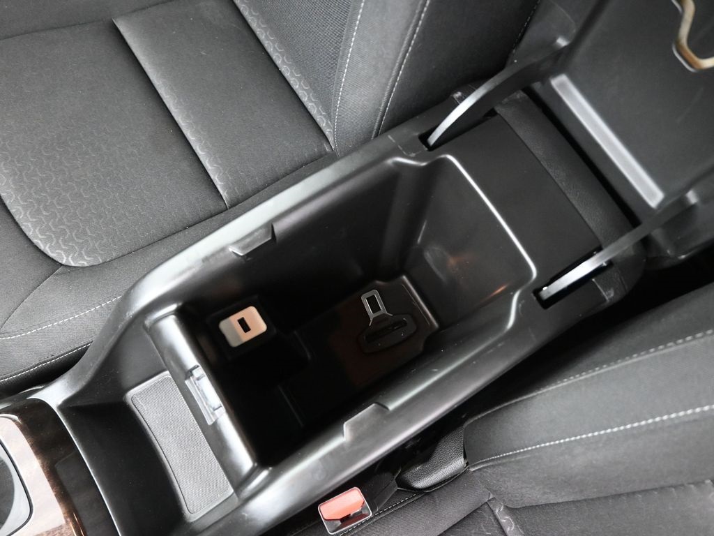 2018 Gmc Canyon SLE photo 18
