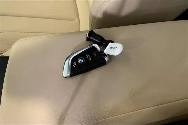 2020 Bmw 330i Sedan NA photo 13