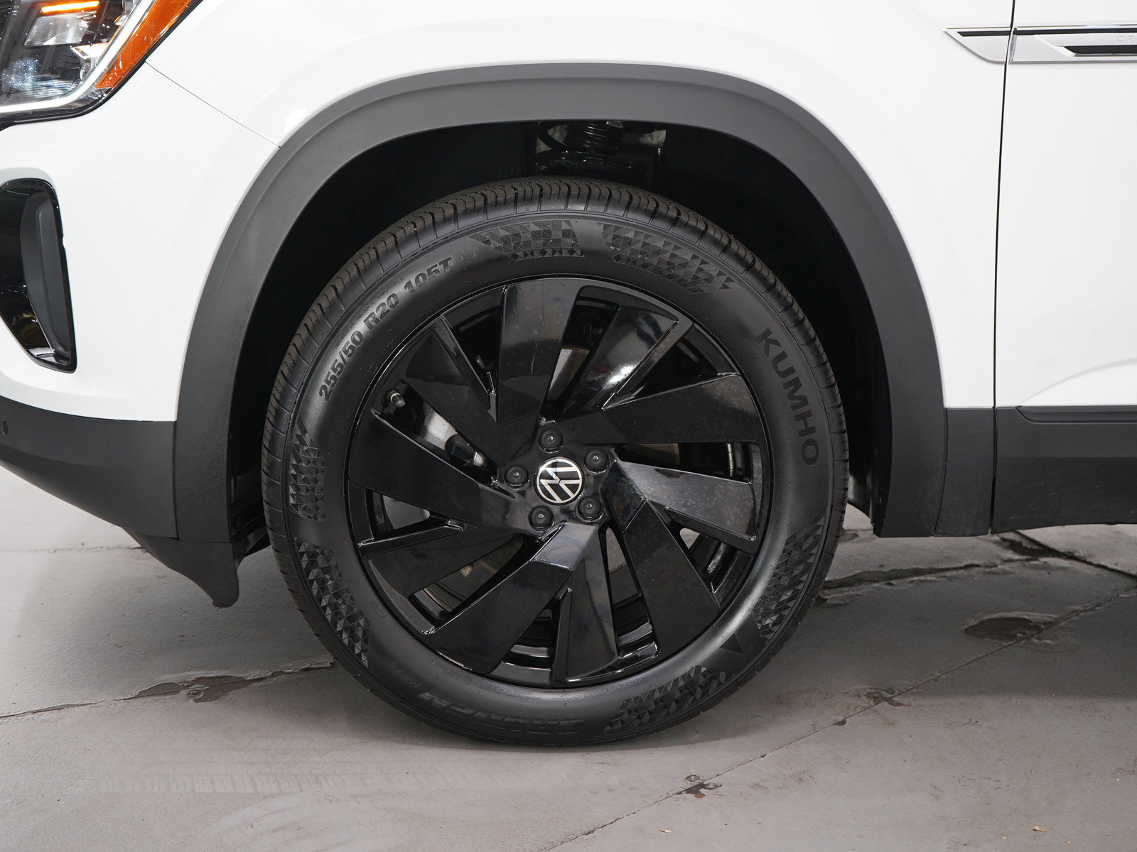 2024 Volkswagen Atlas Cross Sport SE Technology photo 24