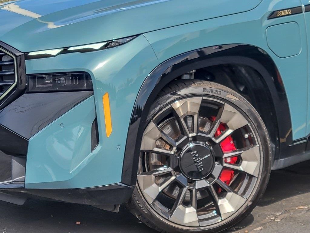 2023 Bmw XM photo 2