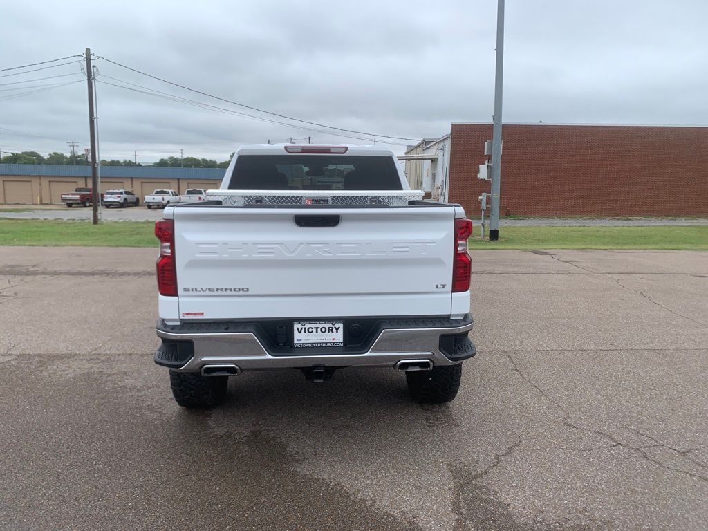 2024 Chevrolet Silverado 1500 LT photo 6