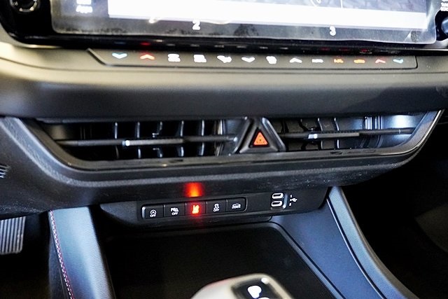 New 2026 Diamond Black Crystal Pearlcoat Dodge R/T Scat Pack image 23