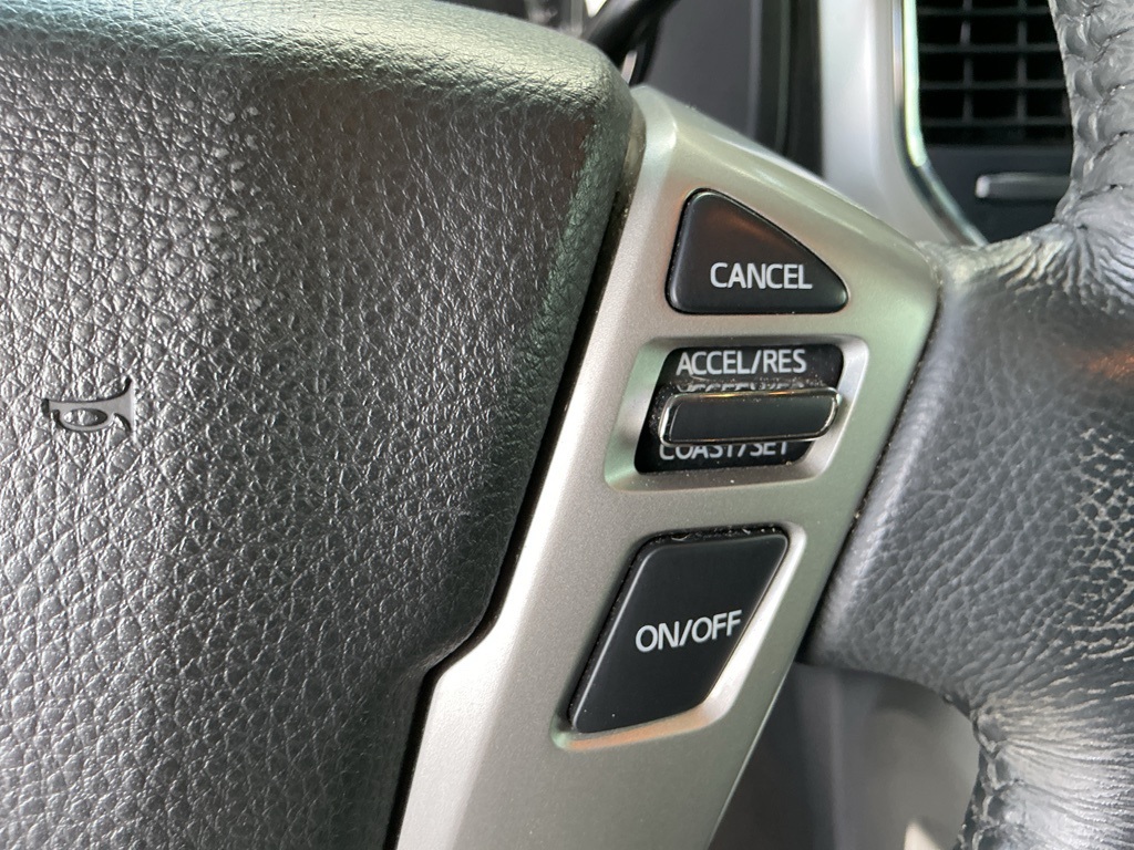 2019 Nissan Titan SV photo 16