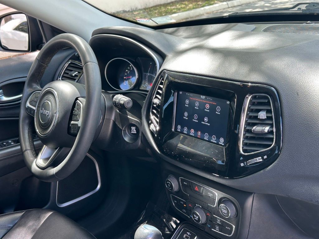 2021 Jeep Compass Altitude photo 19
