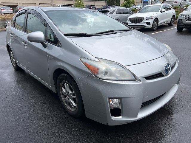 2011 Toyota Prius Three photo 6