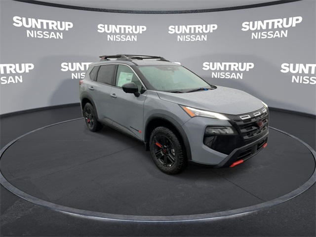 2025 Nissan Rogue SV photo 2