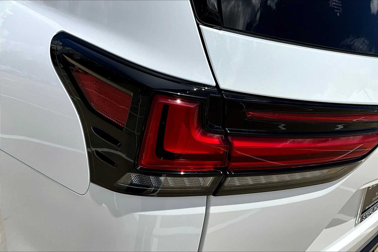 2024 Lexus LX 600 F SPORT photo 26