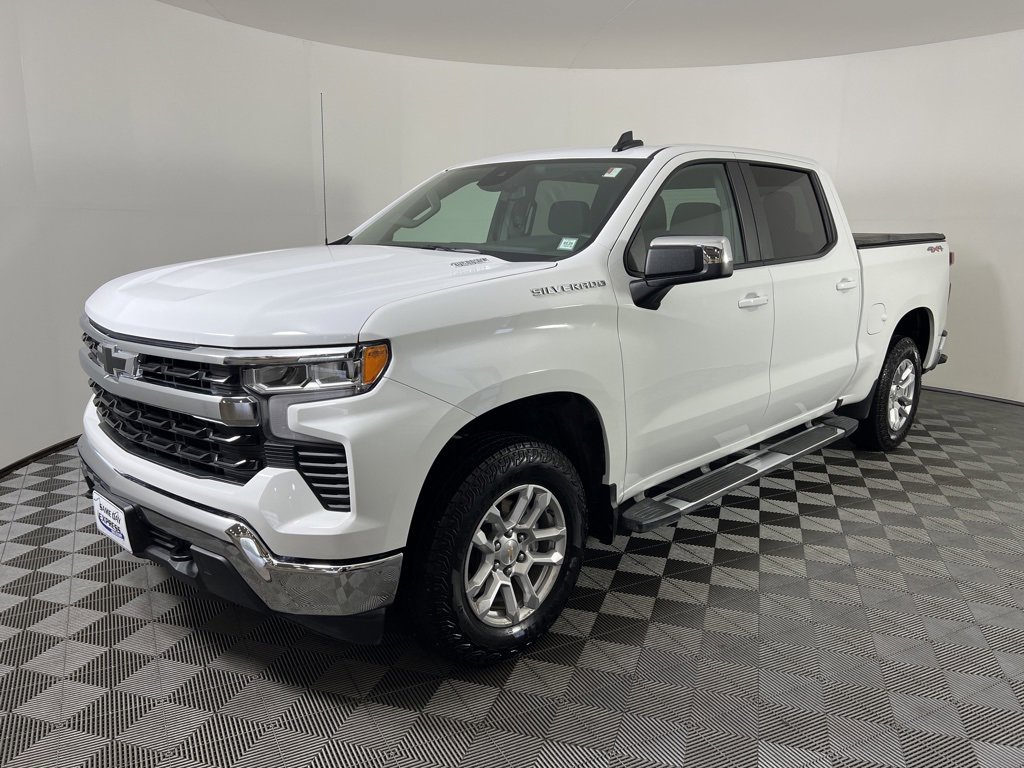 2025 Chevrolet Silverado 1500 LT photo 7