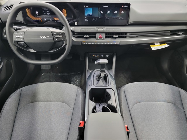 2025 Kia K4 LXS photo 19