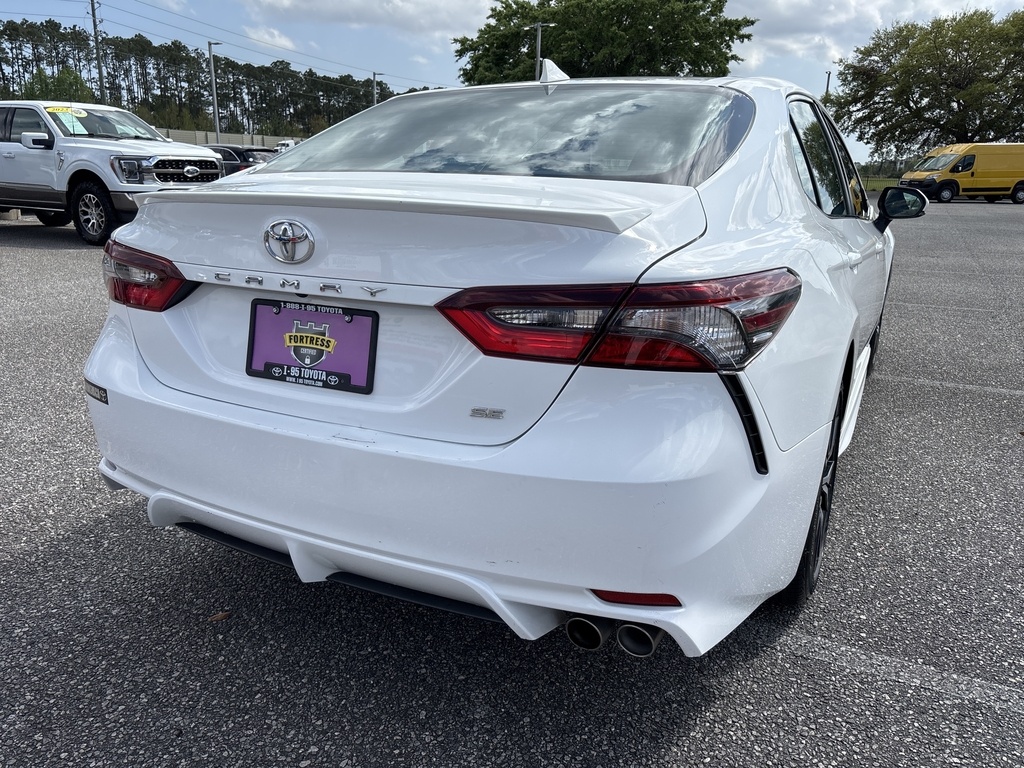 2023 Toyota Camry SE photo 12