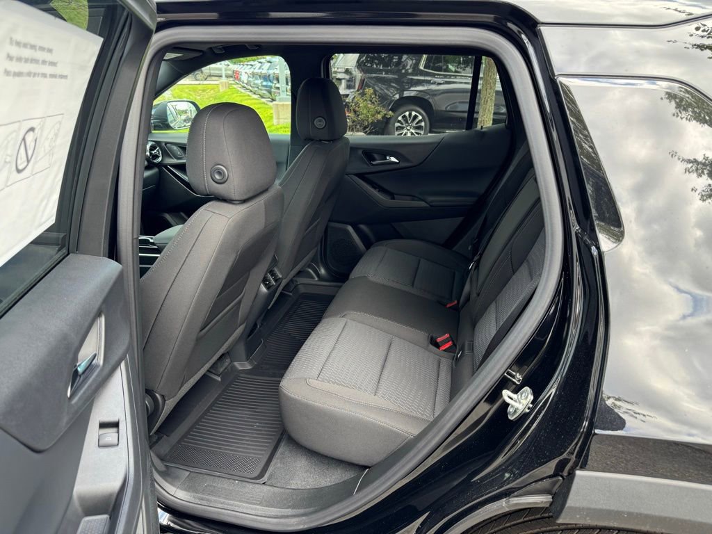 2026 Chevrolet Equinox LT photo 17