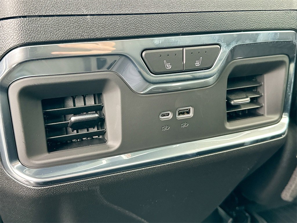 2026 Chevrolet Silverado 2500HD LTZ photo 18