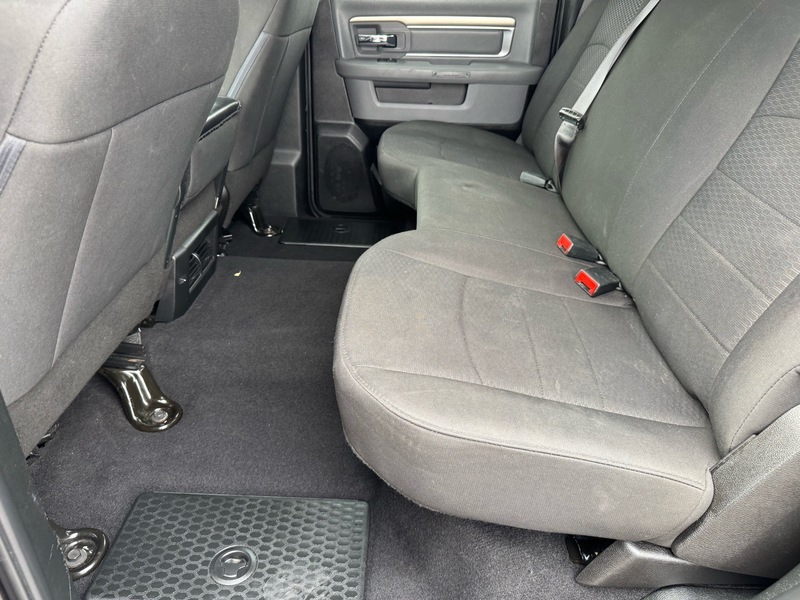 2020 Ram 1500 Classic Warlock photo 13