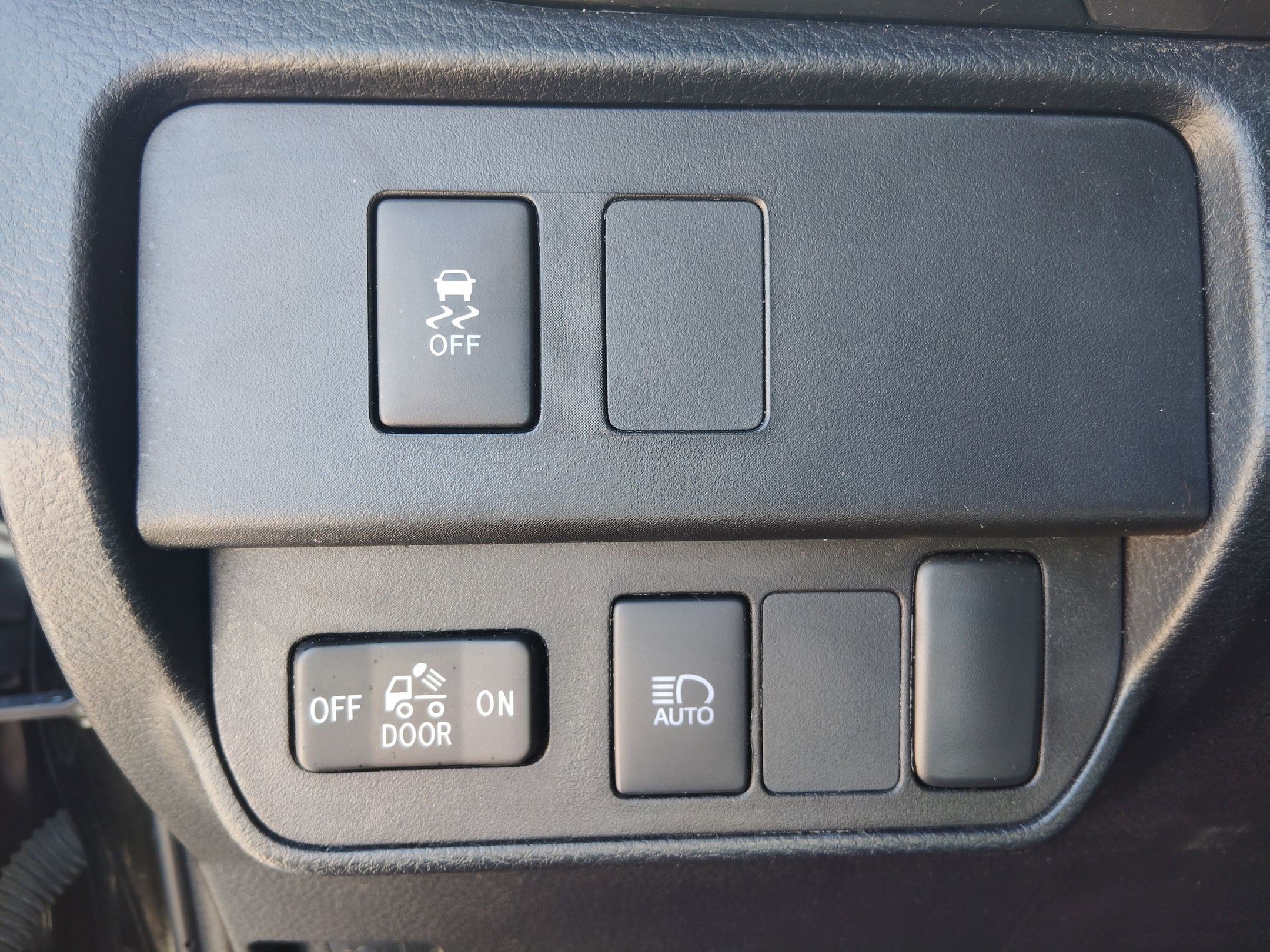 2023 Toyota Tacoma SR5 photo 16
