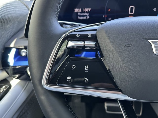 2025 Cadillac Optiq Luxury Sport photo 13