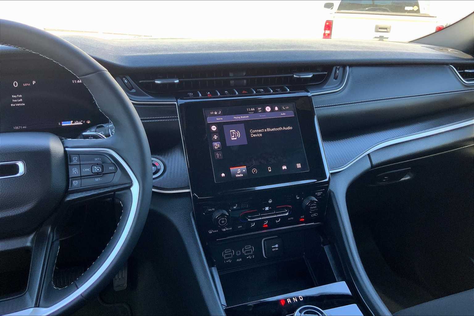 2025 Jeep Grand Cherokee Laredo X photo 6