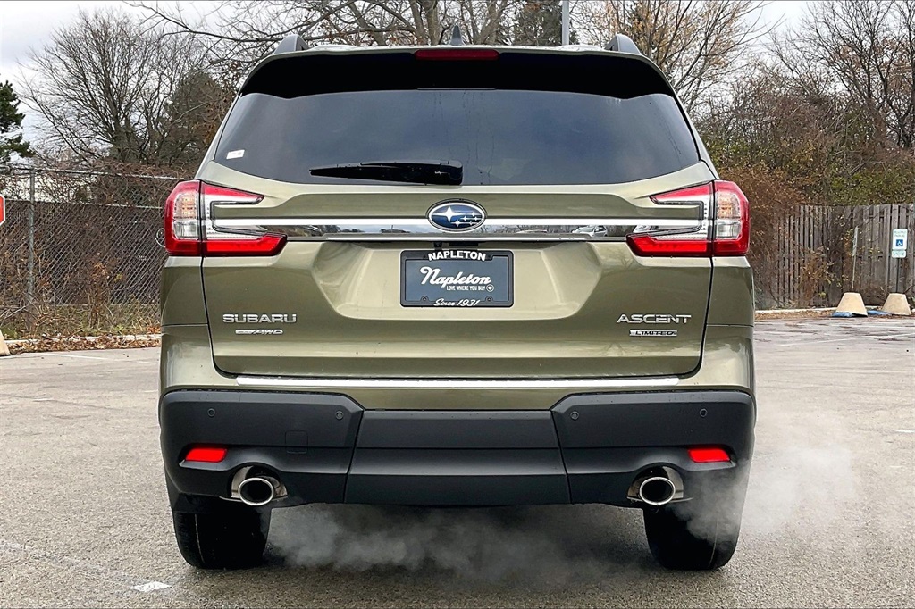 2026 Subaru Ascent Limited photo 4