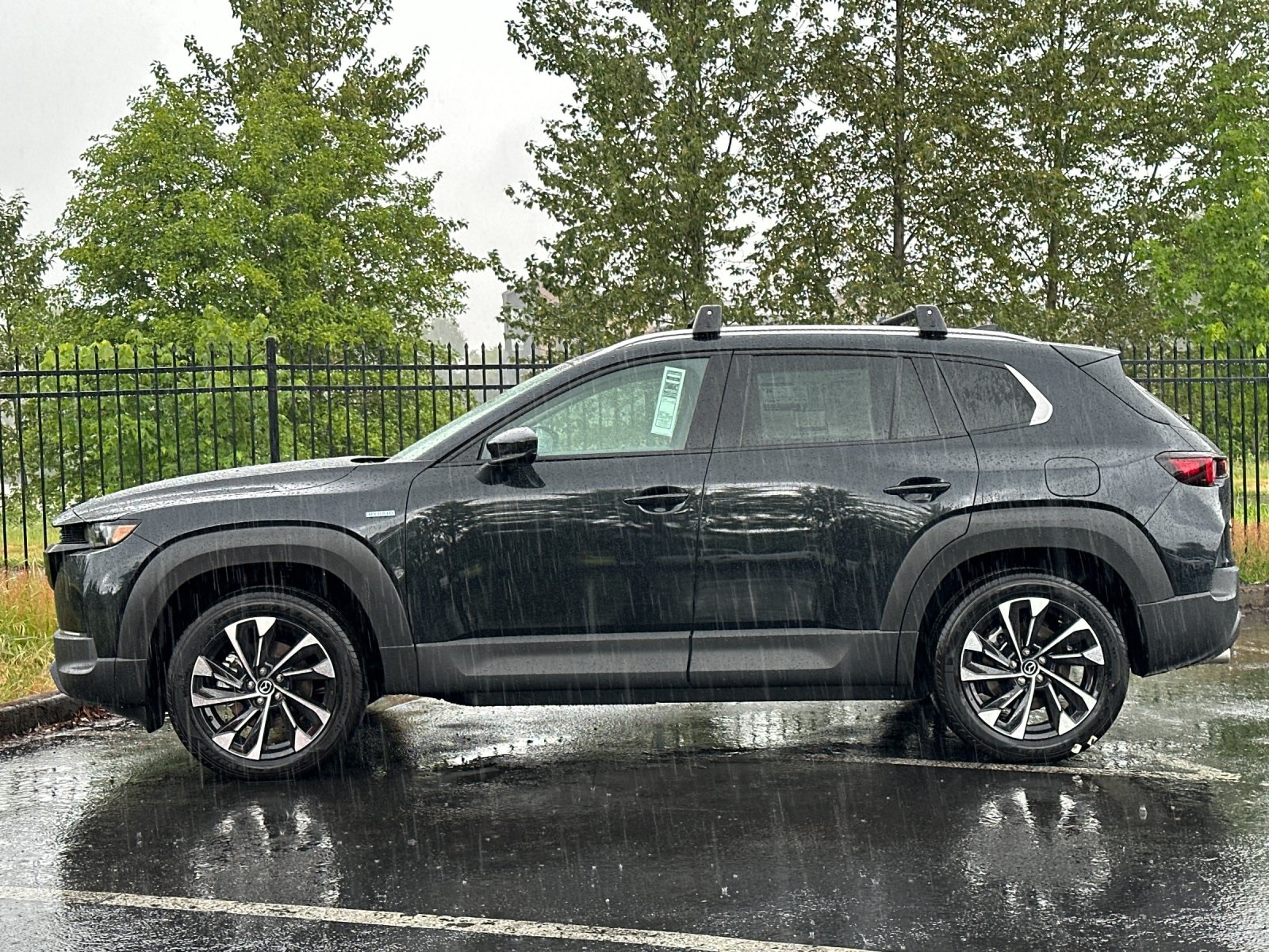 2025 Mazda CX-50 Premium Plus photo 5