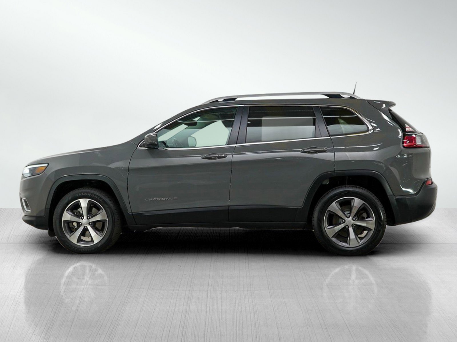 Used 2020 Jeep Cherokee Limited with VIN 1C4PJMDX7LD622652 for sale in Bloomington, Minnesota