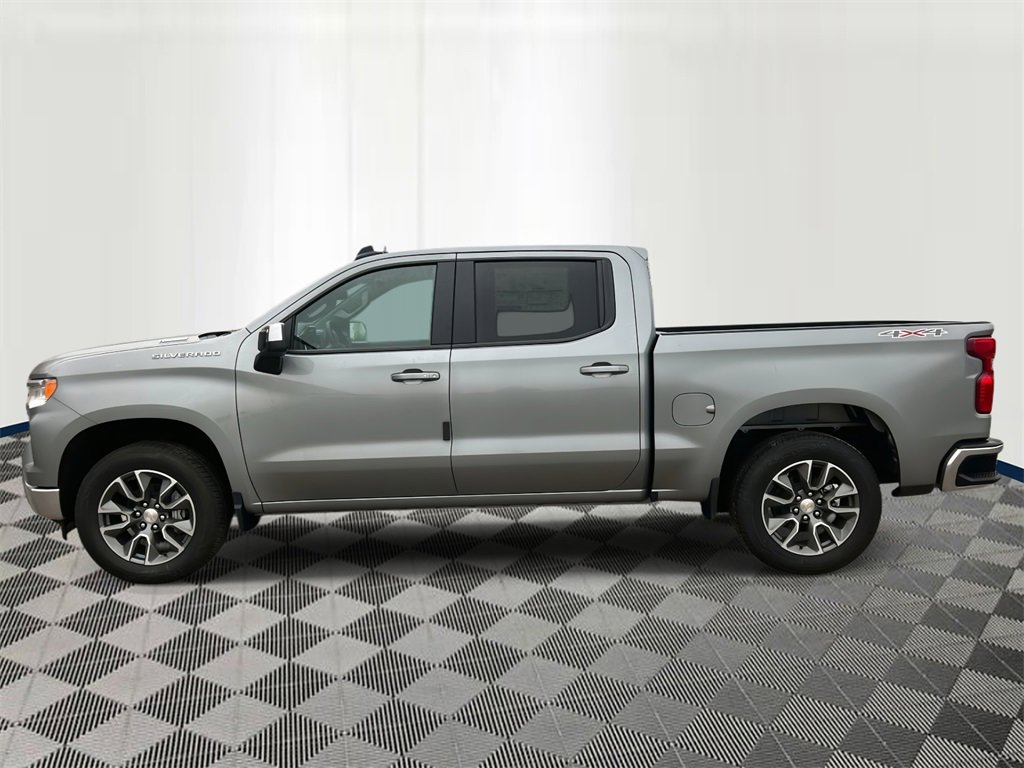 2026 Chevrolet Silverado 1500 LT photo 2