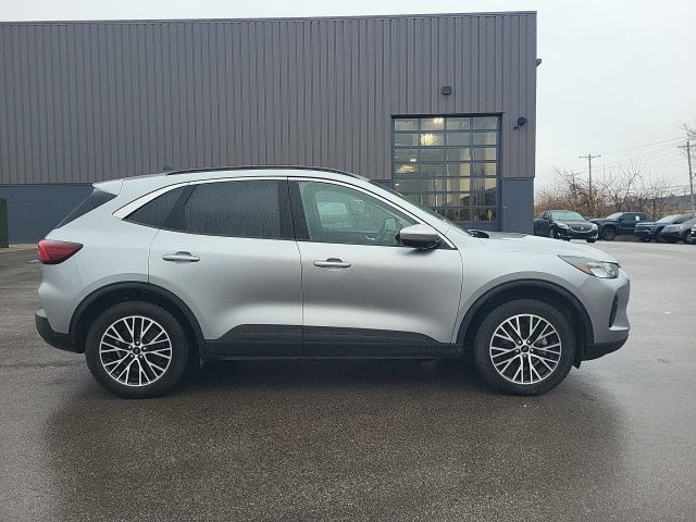 2024 Ford Escape Plug-In Hybrid Base photo 2