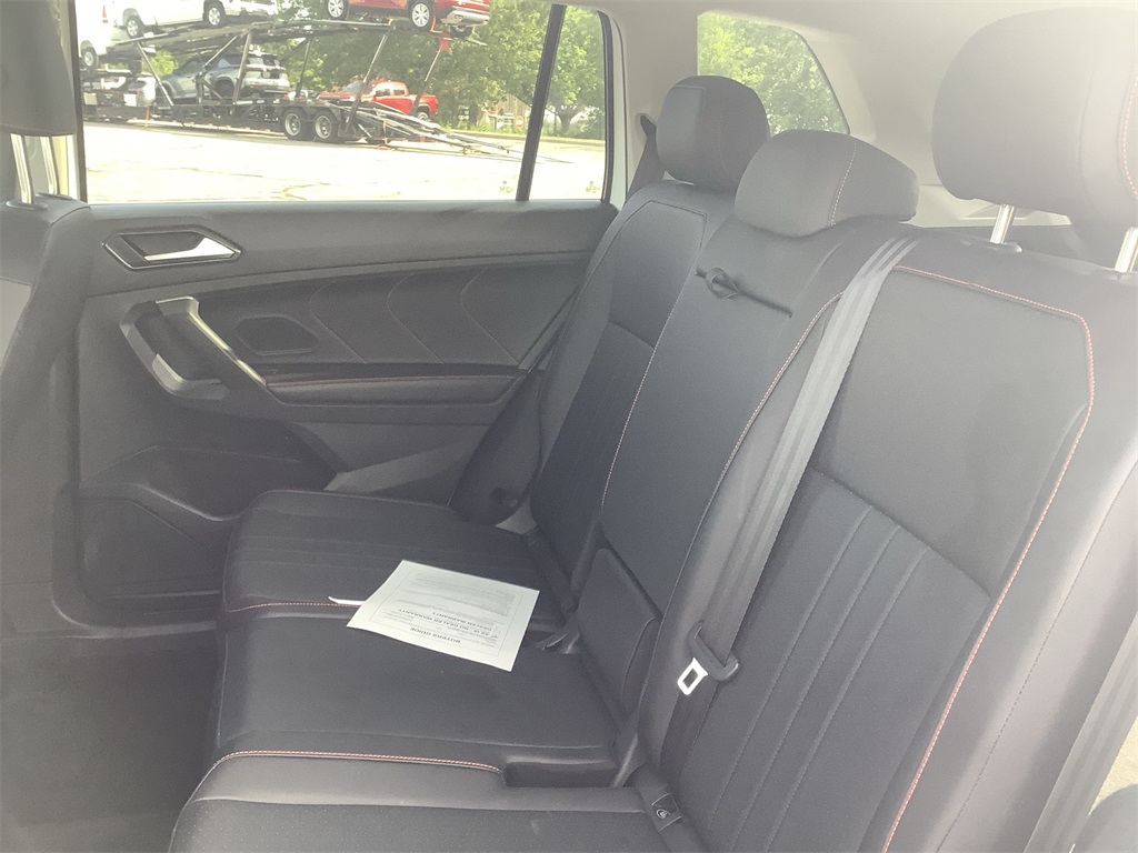 2024 Volkswagen Tiguan Wolfsburg Edition photo 22