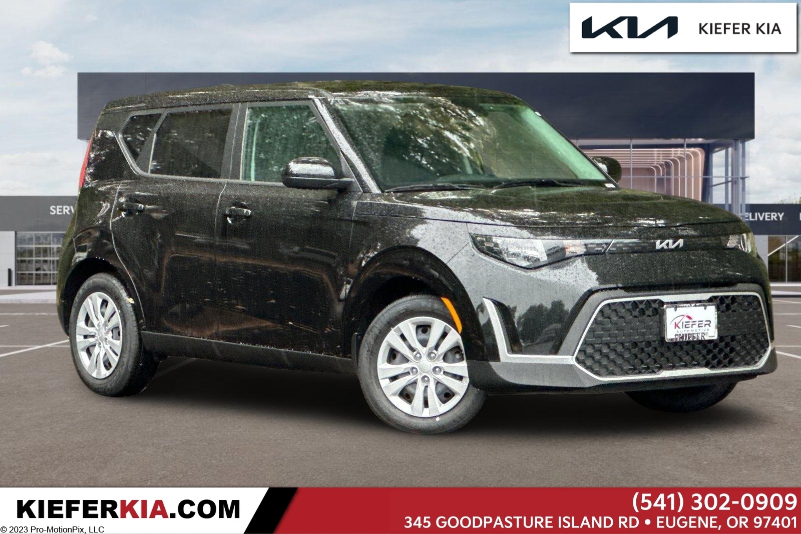 2025 Kia Soul LX's photo