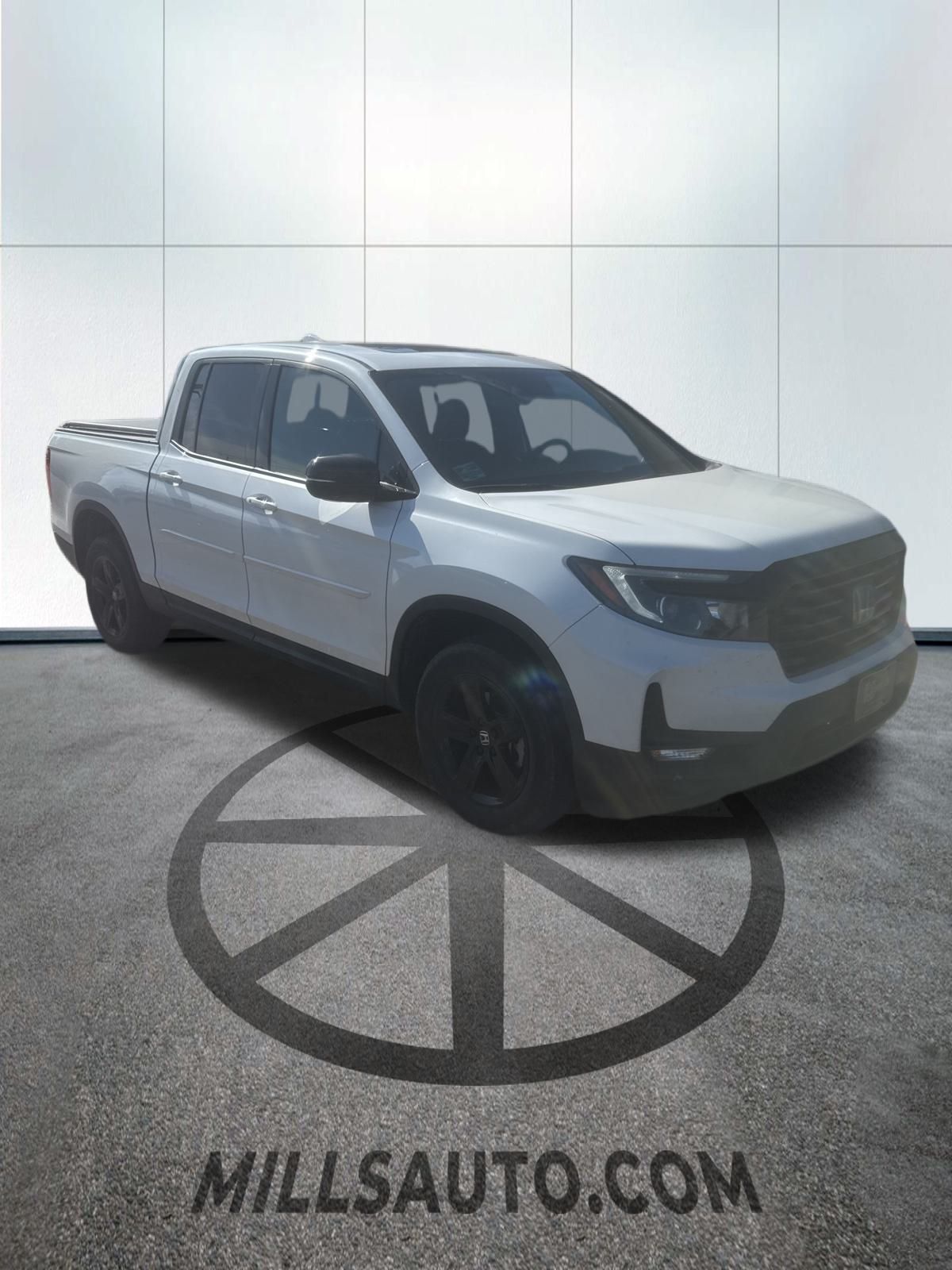 2022 Honda Ridgeline Black Edition photo 3